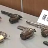 趣味の銃コレクションが仇に：札幌市での銃刀法違反容疑で黒沼倫一（５９）逮捕